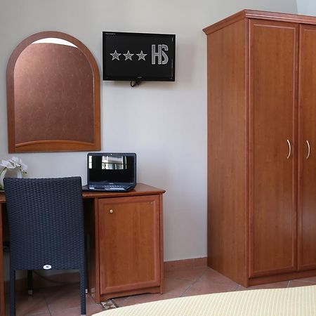 Hotel Stefano A Melito Melito di Napoli Ngoại thất bức ảnh