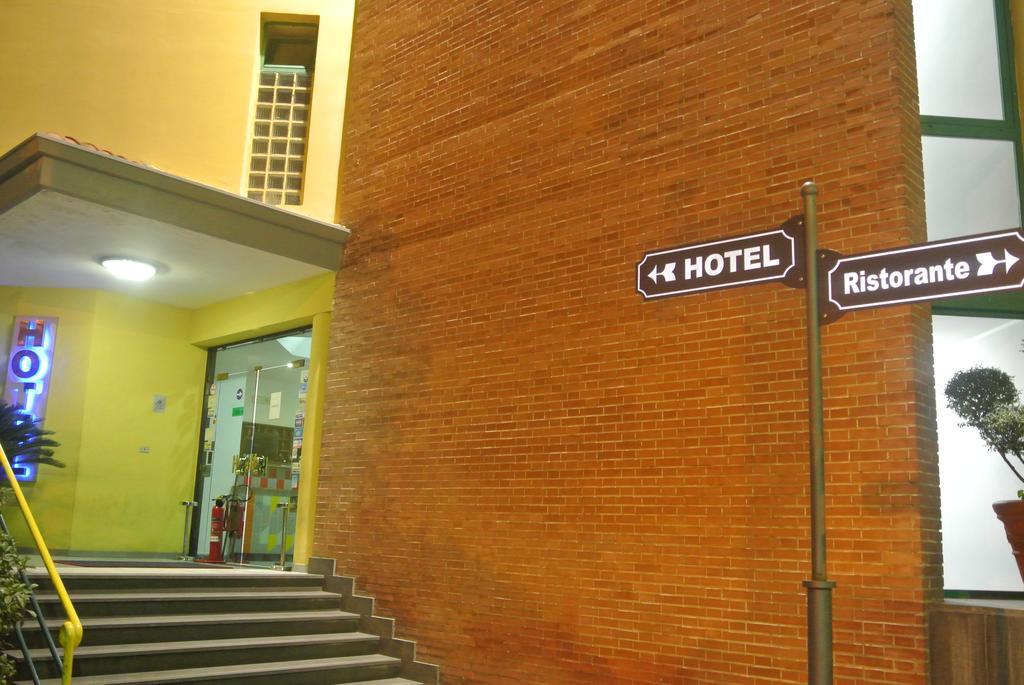 Hotel Stefano A Melito Melito di Napoli Ngoại thất bức ảnh