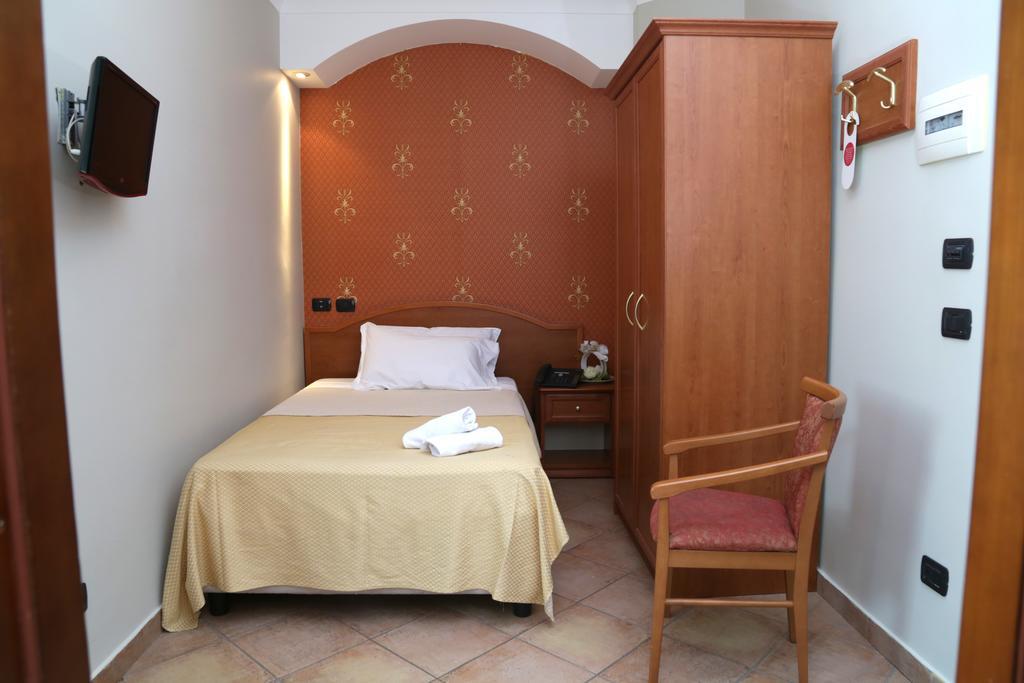 Hotel Stefano A Melito Melito di Napoli Ngoại thất bức ảnh