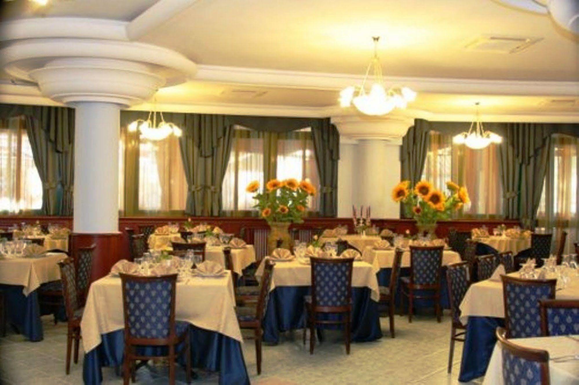 Hotel Stefano A Melito Melito di Napoli Ngoại thất bức ảnh
